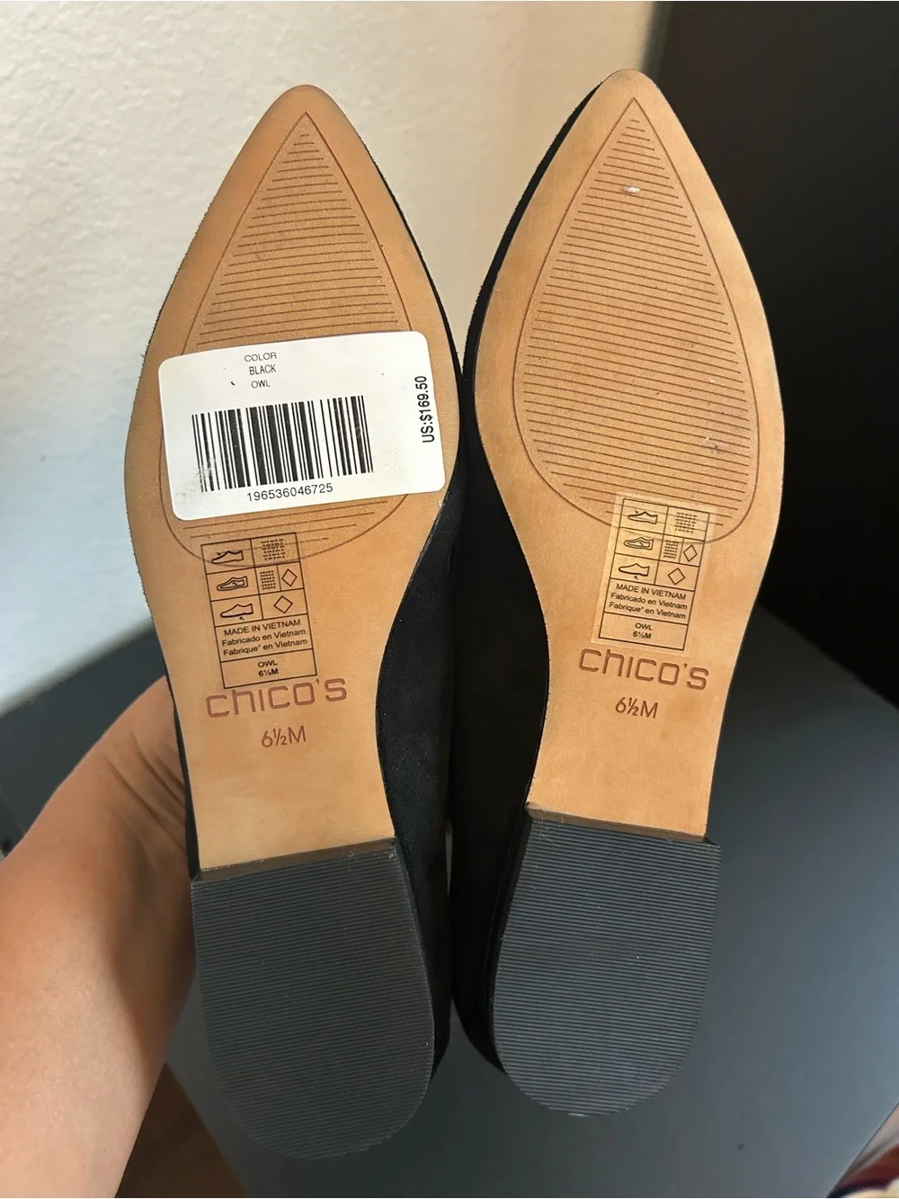 Chico’s Black Suede Pointed Toe Flats Gold beaded Owl Embellishment Size 6.5